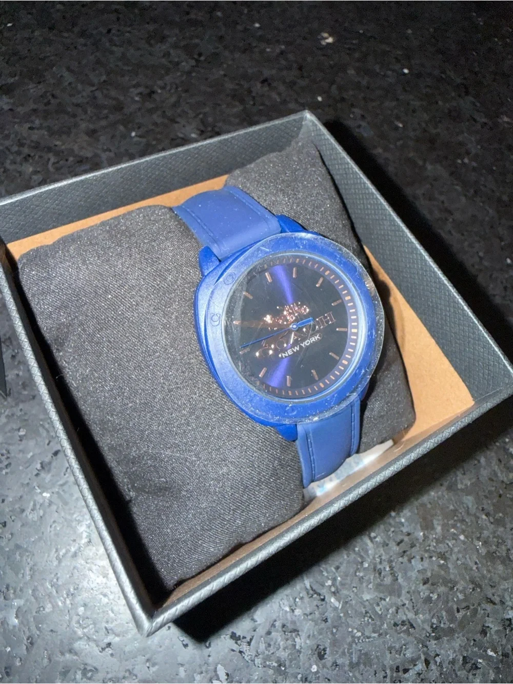NEW Coach Kitt Navy Blue Silicone Analogue Women's Round Watch NEW IN BOX